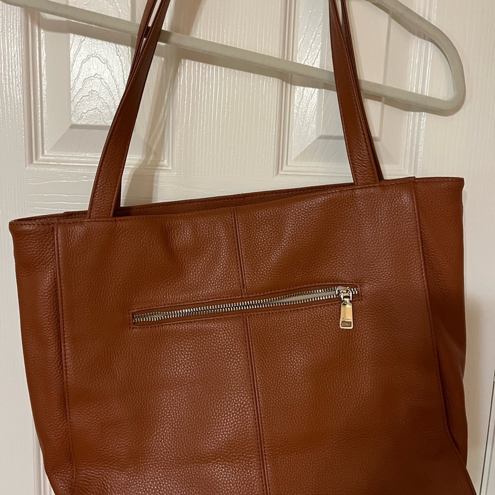 Amazon Brown Leather Tote with Front Zip Pocket